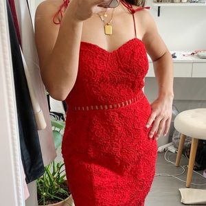 RED SWEETHEART LACY BODYCON DRESS